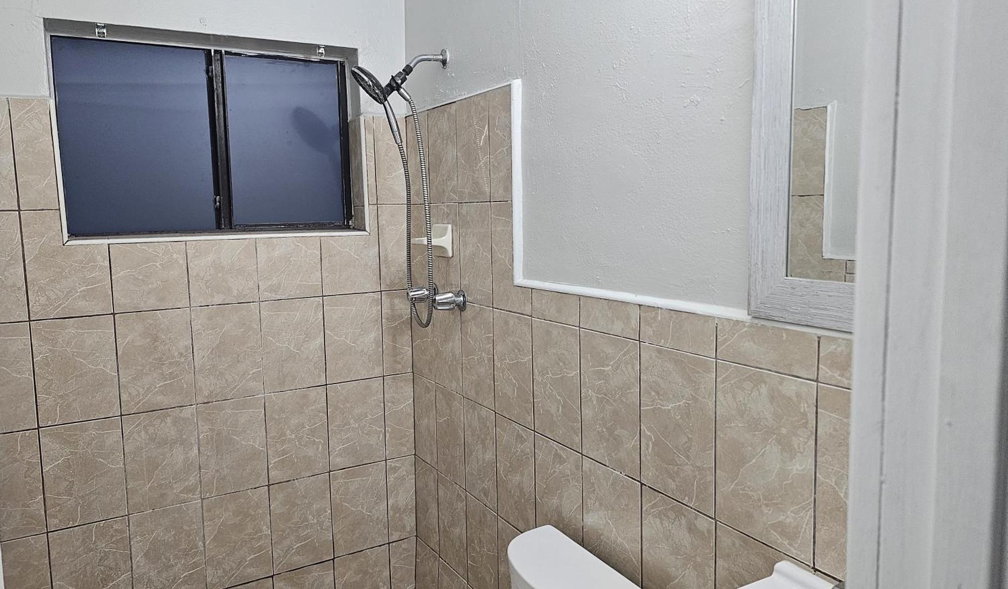 Big Tv Apartment 5 Miles From Hard Rock Casino Hollywood Bagian luar foto